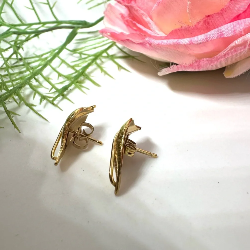 VINTAGE⚜️14K GF Gold Leaf Stud Earrings - Wells